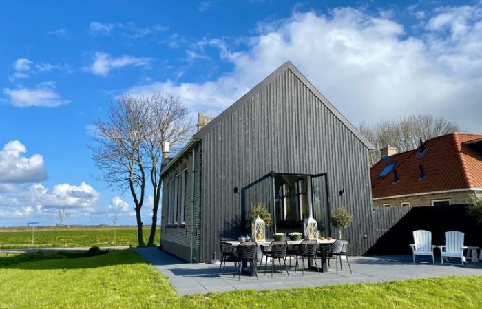 Kerkje Peins Friesland