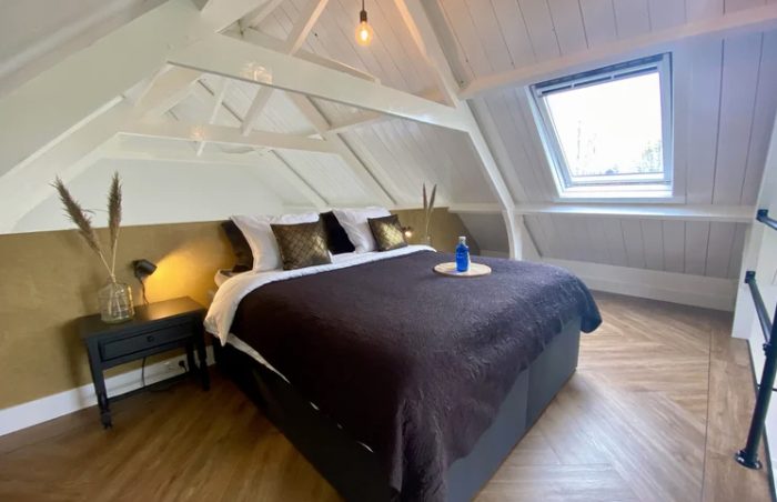 Kerkje Peins Friesland