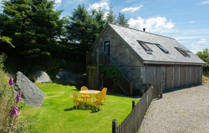 Dartmoor barn